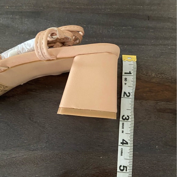 Nude Strappy low block heel - Picture 4 of 6